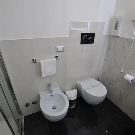 فندق مبيت وإفطار Notti A 4*
