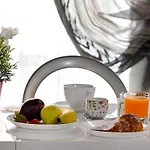 Notti A Couette-café Rome