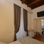 Couette-café Notti A 4*